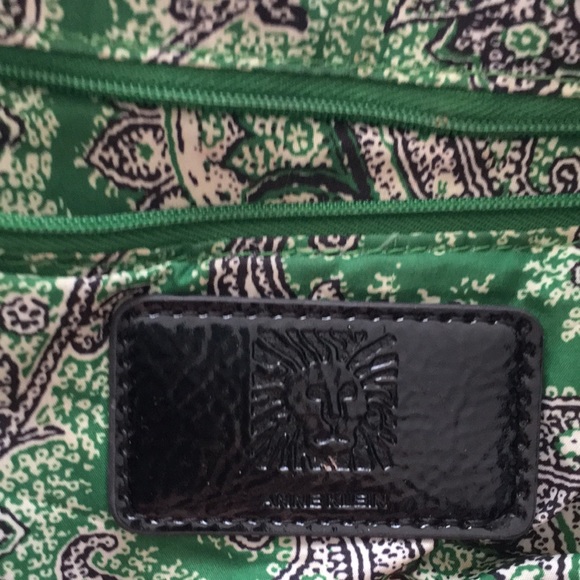 Anne Klein purse - Picture 6 of 8